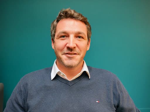 Etienne, responsable déménageurs militaire